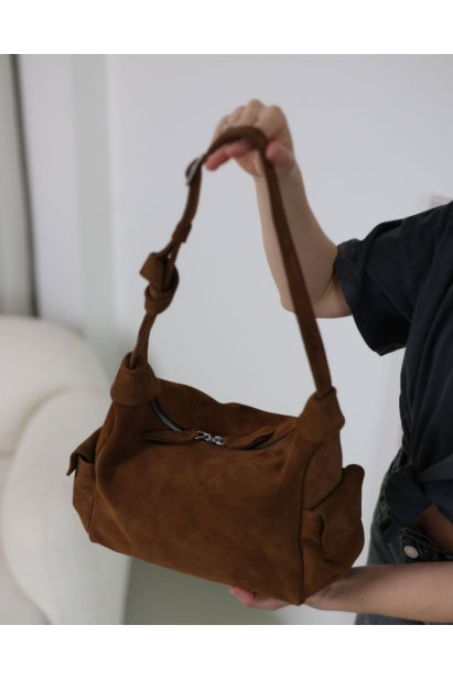 Замшева жіноча сумка  карамельна