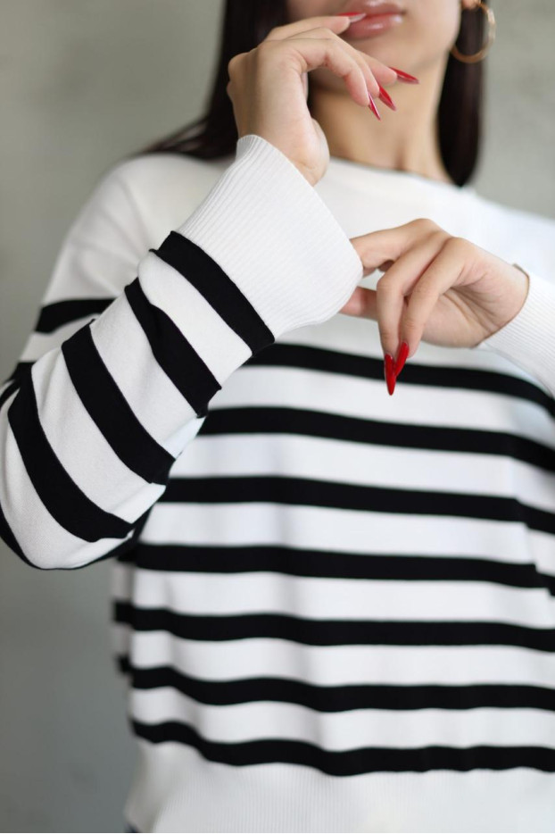 Світшот смужка в'язаний трикотаж 46-50 біло-чорна (823178) - фото 9