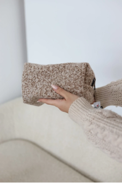 Косметичка зі штучного хутра кавова (71105) - фото 5