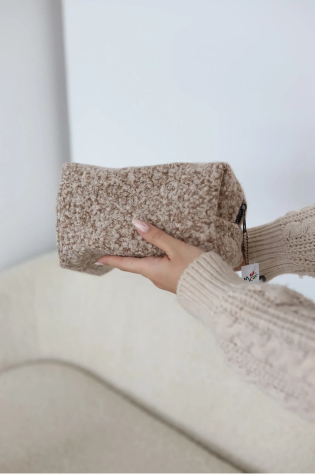 Косметичка зі штучного хутра кавова (71105) - фото 5