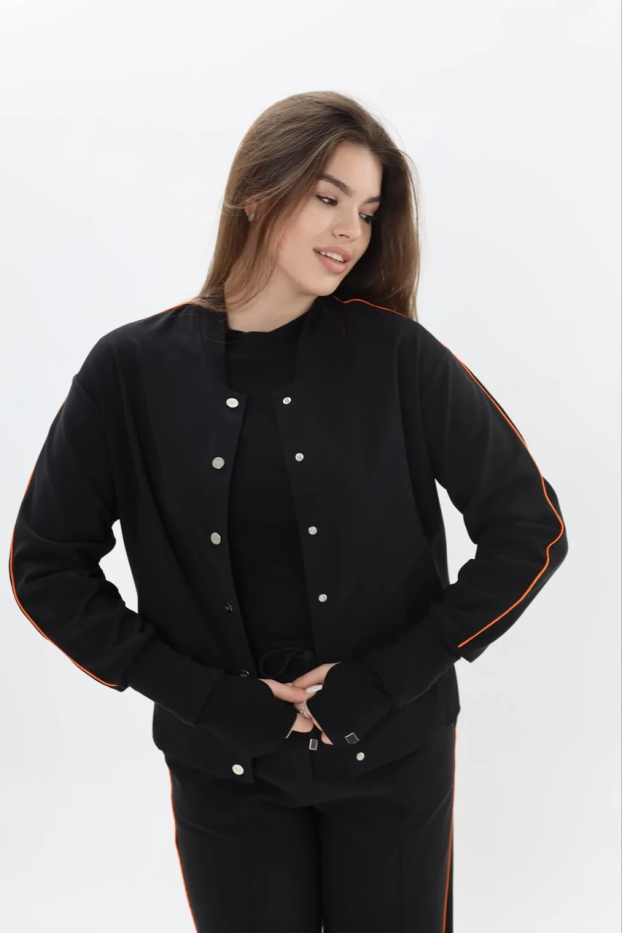 Бомбер утеплений МК жіночий 48-50 чорний помаранчевий лампас (01559M) - фото 1