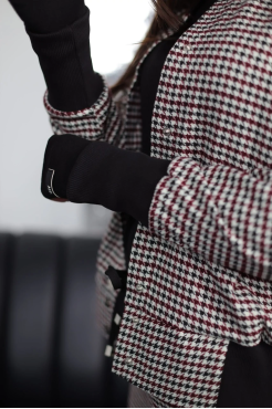 Куртка-бомбер жіноча МК 50-52 гусяча лапка (2727М) - фото 6