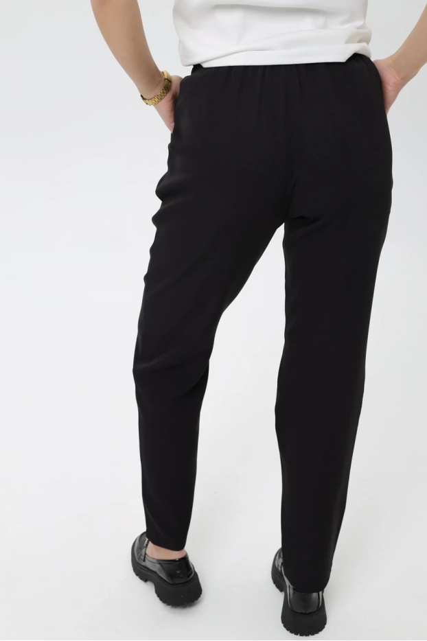 Брюки жіночі зі стрілкою MK 48-50 чорні (1099/1M) - фото 5