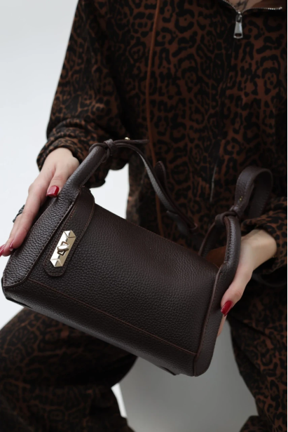 Сумка жіноча маленька МК шоколад (0334sh)