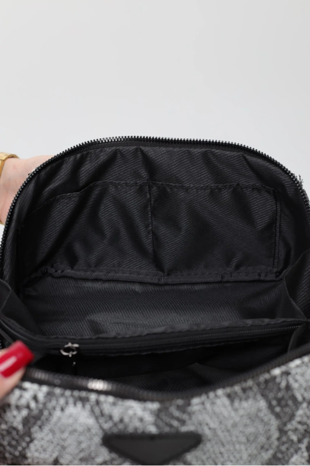 Жіноча косметичка біла з чорним рептілія 71001/1 - фото 9