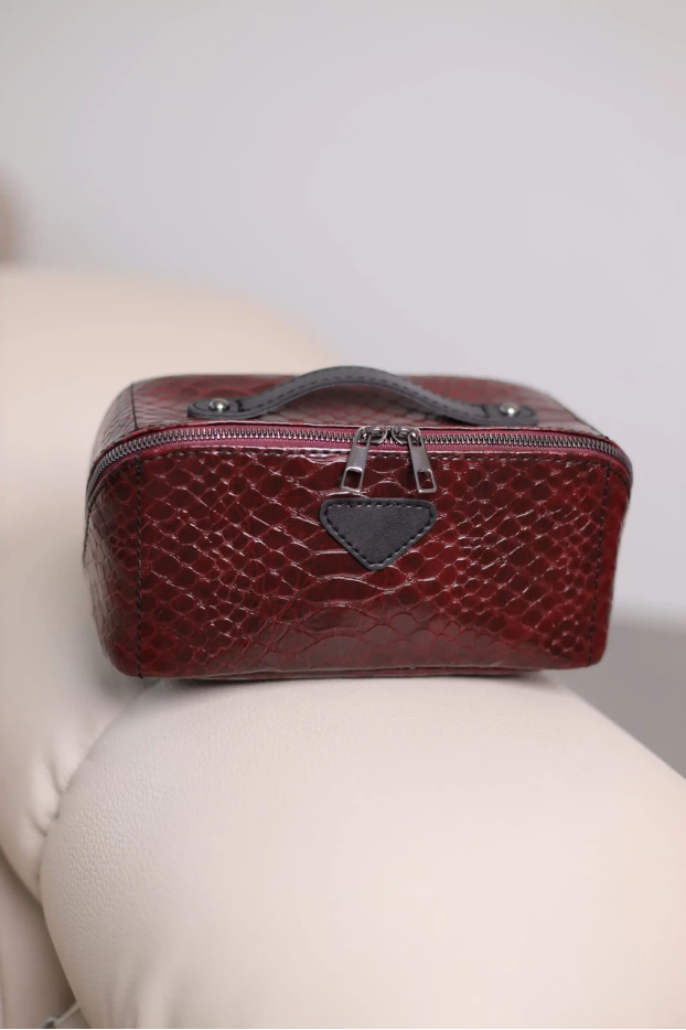 Жіноча косметичка бордова кобра 71007 - фото 1