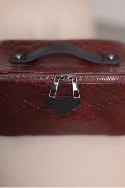 Жіноча косметичка бордова кобра 71007 - фото 7