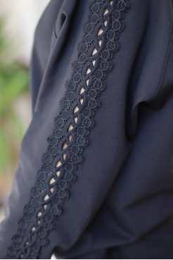 Костюм брючний з мереживом 44-48 чорний (мереживо XS) - фото 3