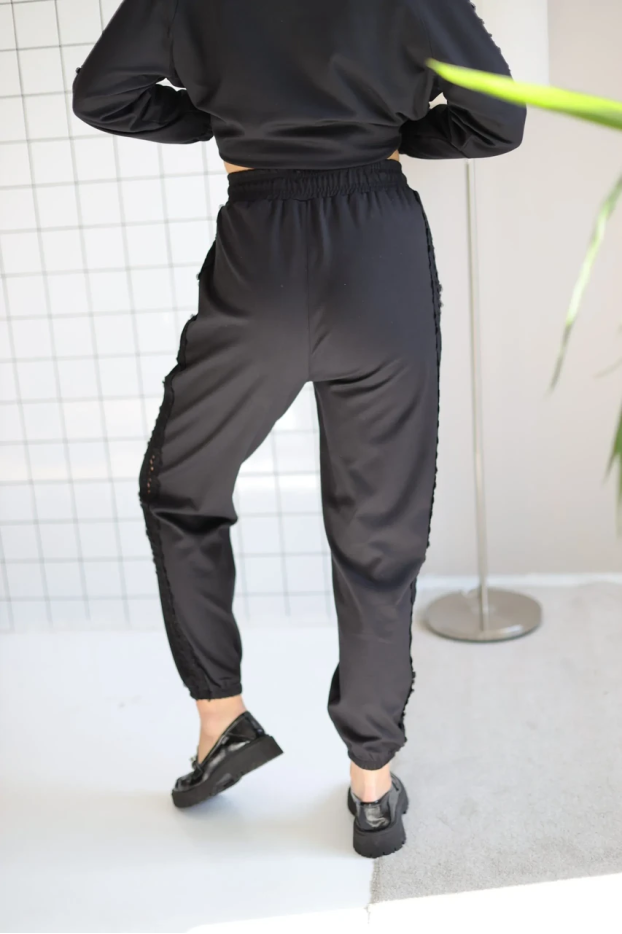 Костюм брючний з мереживом 44-48 чорний (мереживо XS) - фото 5