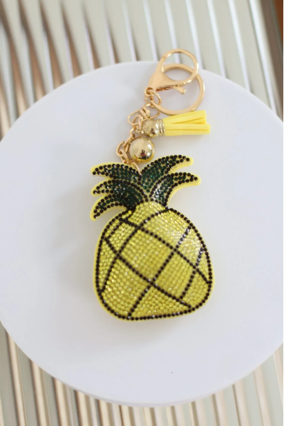 Брелок Ананас в камінчиках жовтий (350/173)