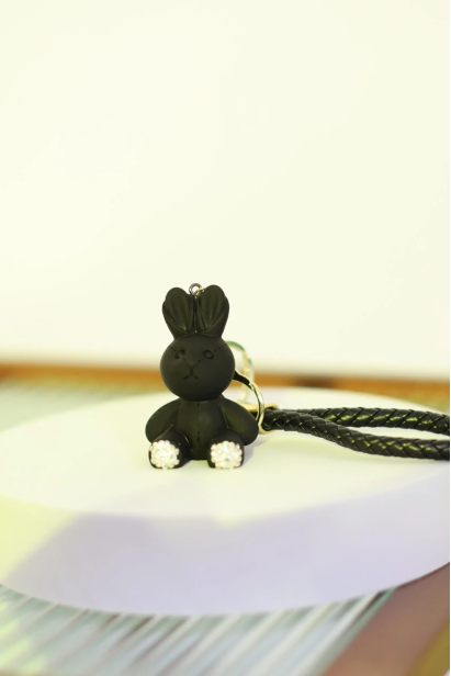 Брелок Заєць чорний (390/131)