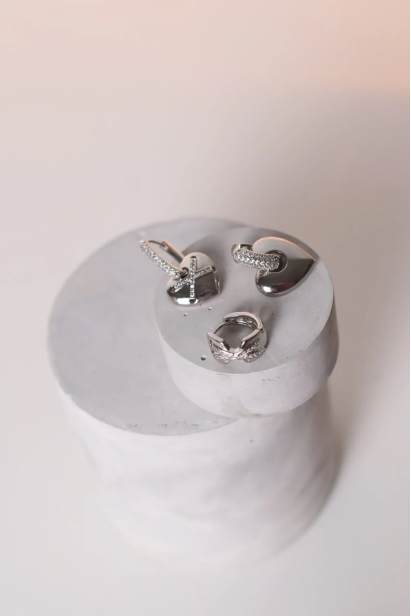 Сережки трійка у срібному кольорі (749/25)