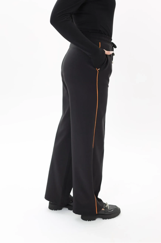 Брюки-палацо жіночі з помаранчевим лампасом 50-52 чорні (01449XL) - фото 4