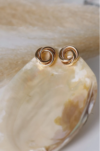 Сережки вузлики великі у золотому кольорі (599/26)