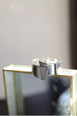 Браслет широкий гладкий у срібному кольорі (950/13) - фото 2