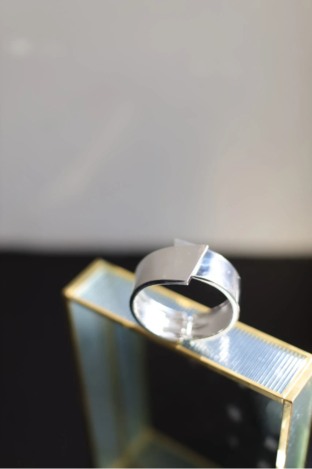 Браслет широкий гладкий у срібному кольорі (950/13) - фото 3