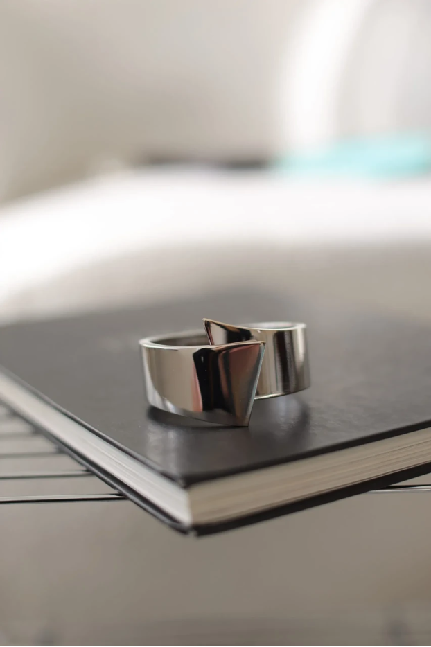 Браслет широкий гладкий у срібному кольорі (950/13) - фото 8