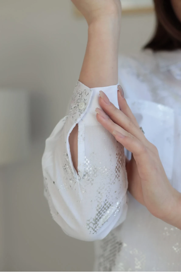 Сорочка з принтом 44-48 біла зі сріблом (4012S) - фото 5